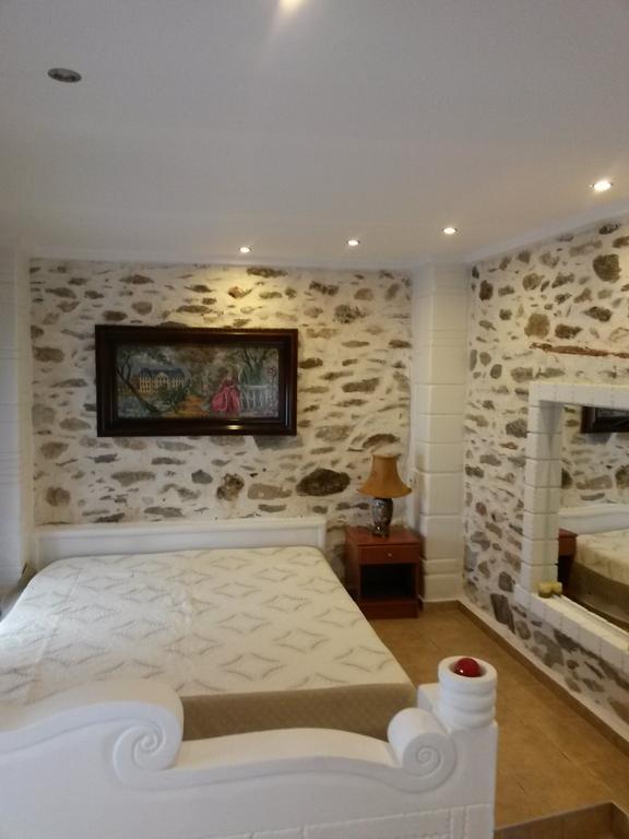 Sea&Stone Apartment Skala Sotiros Ngoại thất bức ảnh